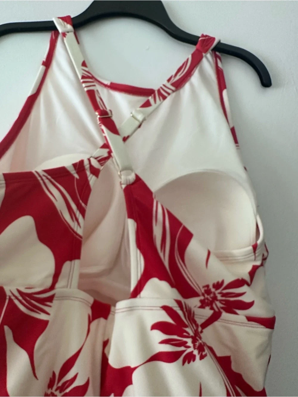 Shade & Shore women’s Floral One-Piece Swimsuit - Red & Cream